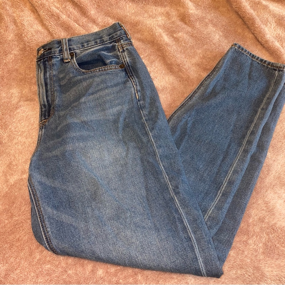 American Eagle Mom jeans
